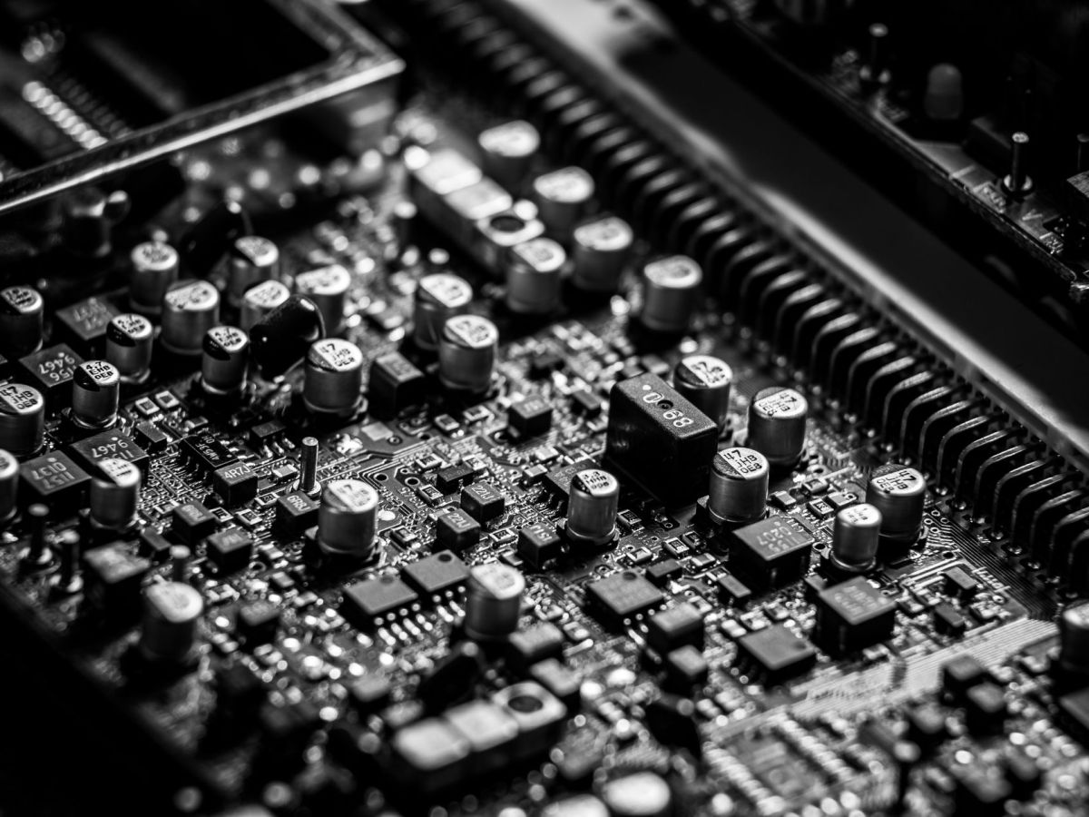Jobs vs AI: How to avoid a dystopian&nbsp;future